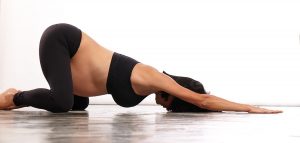 9-tips-to-kickstart-your-prenatal-yoga-practice-1050x500